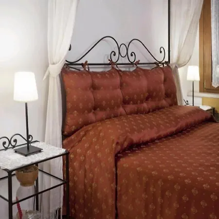 Lista Di Spagna Near Station Santa Lucia Appartement *
